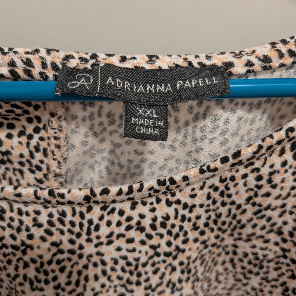 Women's Patterned Top - Picture 2 of 4